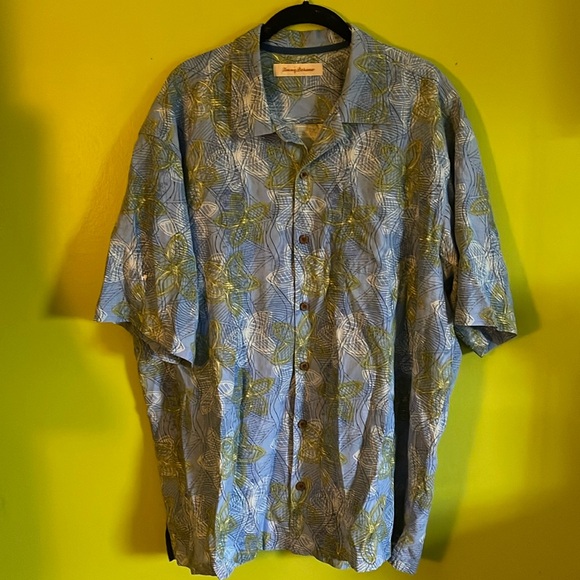 Tommy Bahama Other - Tommy Bahama Men's Blue & Green Tropical Print Button Down Shirt Size XL